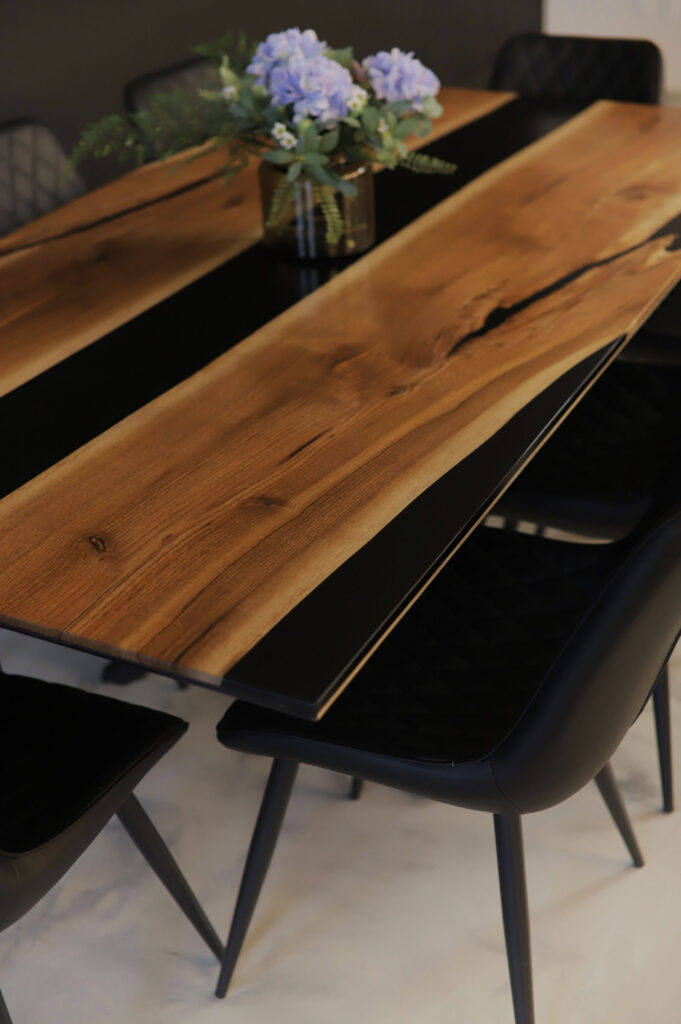 Rustic Dining Table Canada - Walnut with Solid Black Epoxy - details