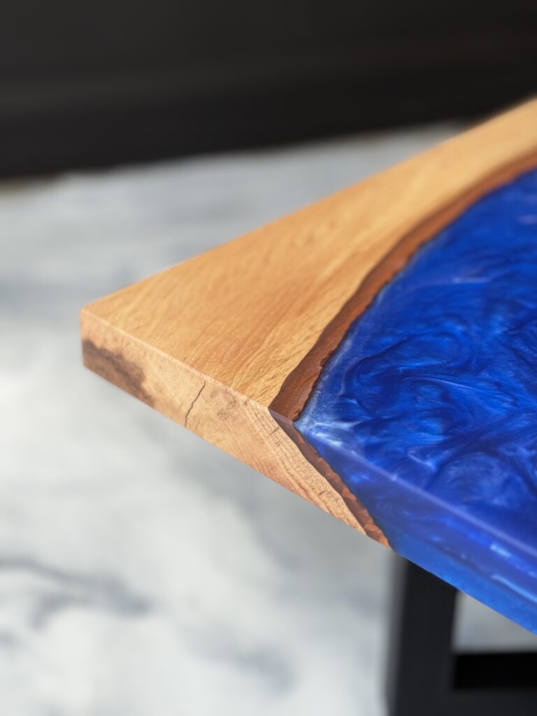 Hickory Wood Coffee Table - Blue Epoxy - wood corner