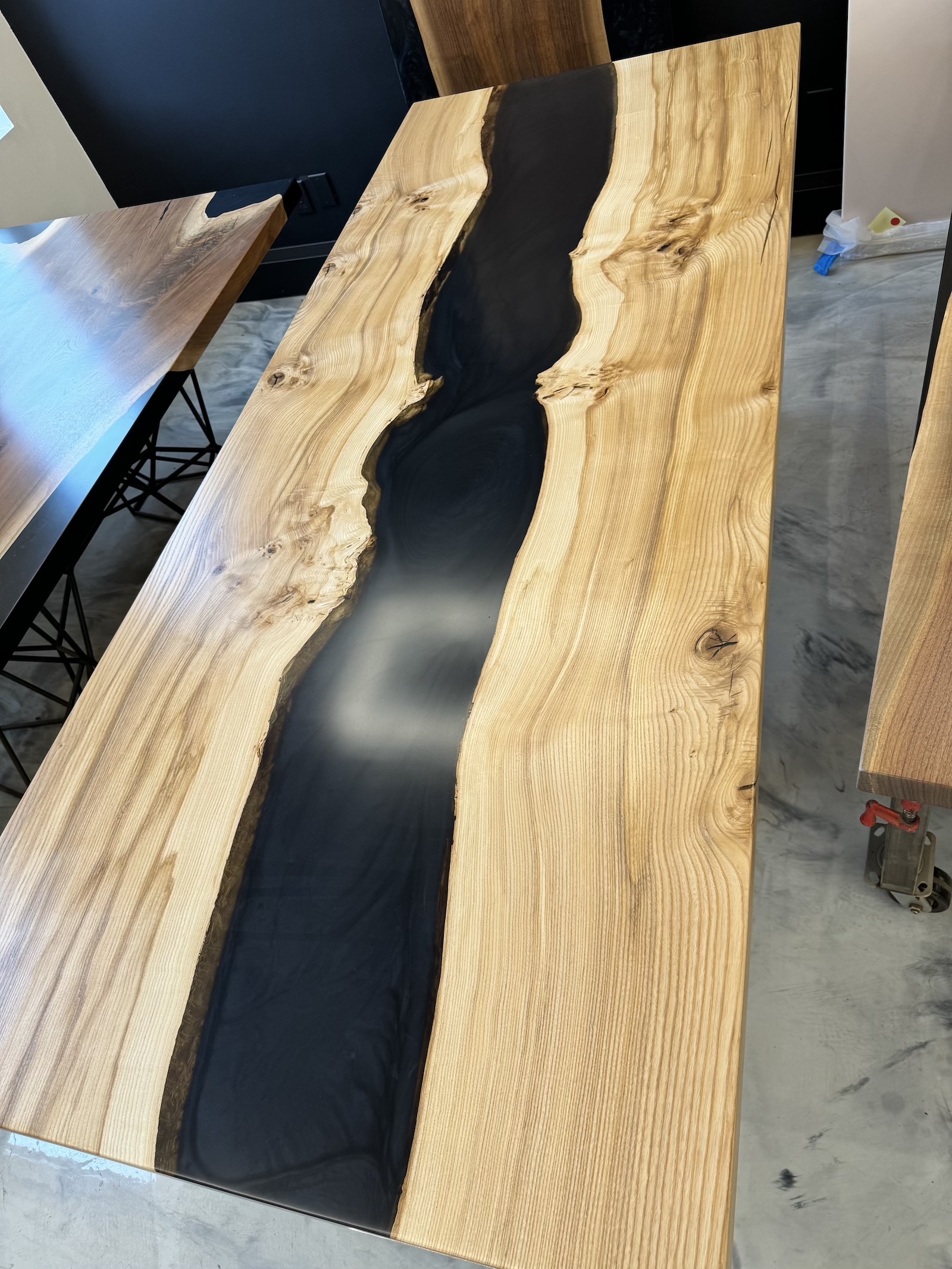 Color Contrast Live Edge Dining Table - Ash