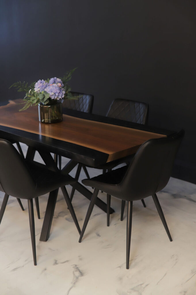 Dining Table Rustic & Modern - Walnut & Black Epoxy - Epoxy Corner