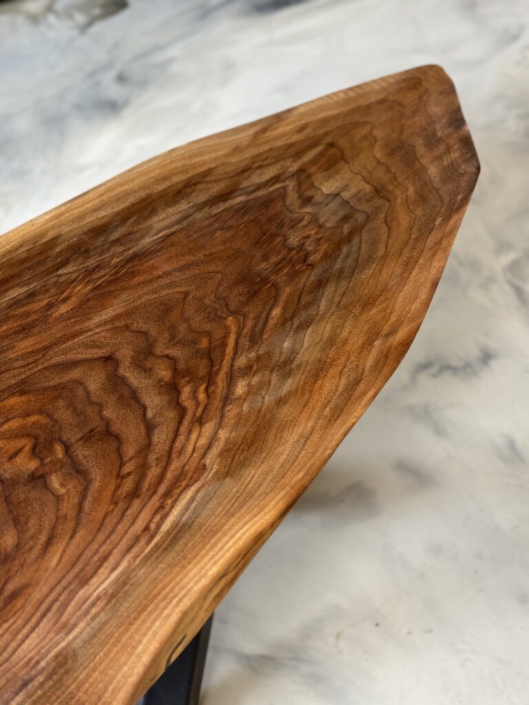 Coffee Table Live Edge - Walnut Single Slab - beautiful wood details