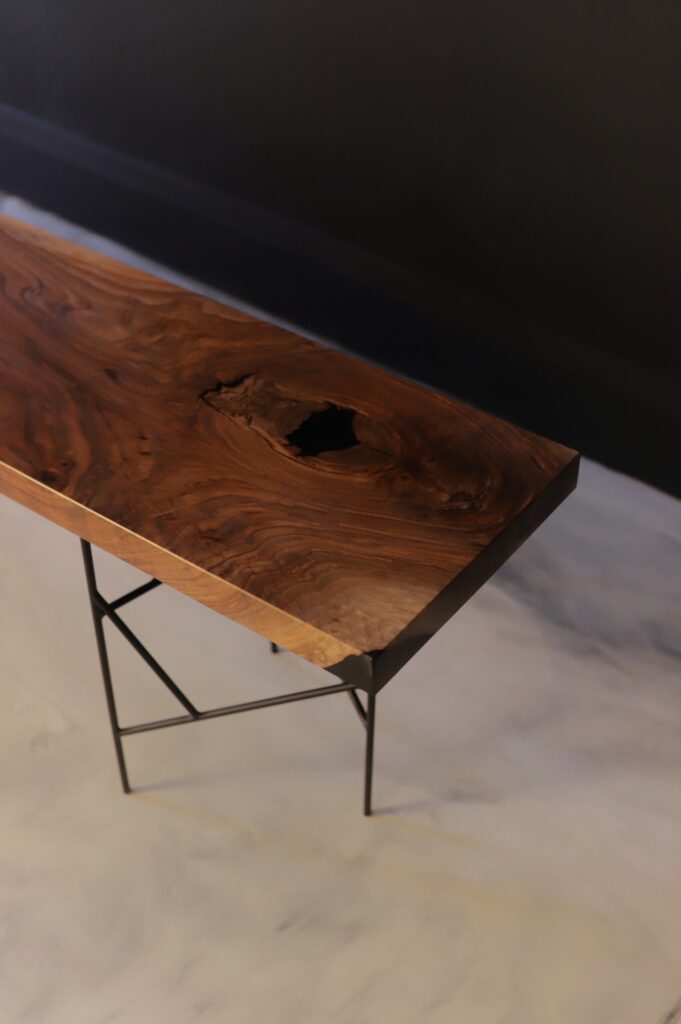Black Walnut Bench - All Wood - Classy & Sturdy - Wood Knot