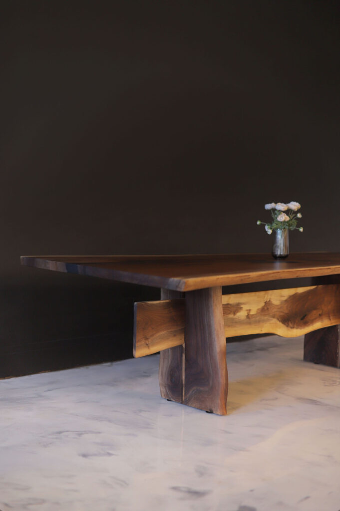 Walnut Dining Table Live Edge - Matte Polished Epoxy - Rustic look